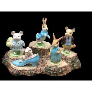 Beatrix Potter Peter Rabbit & Friends Figurines On Tree Stump Base Bone China